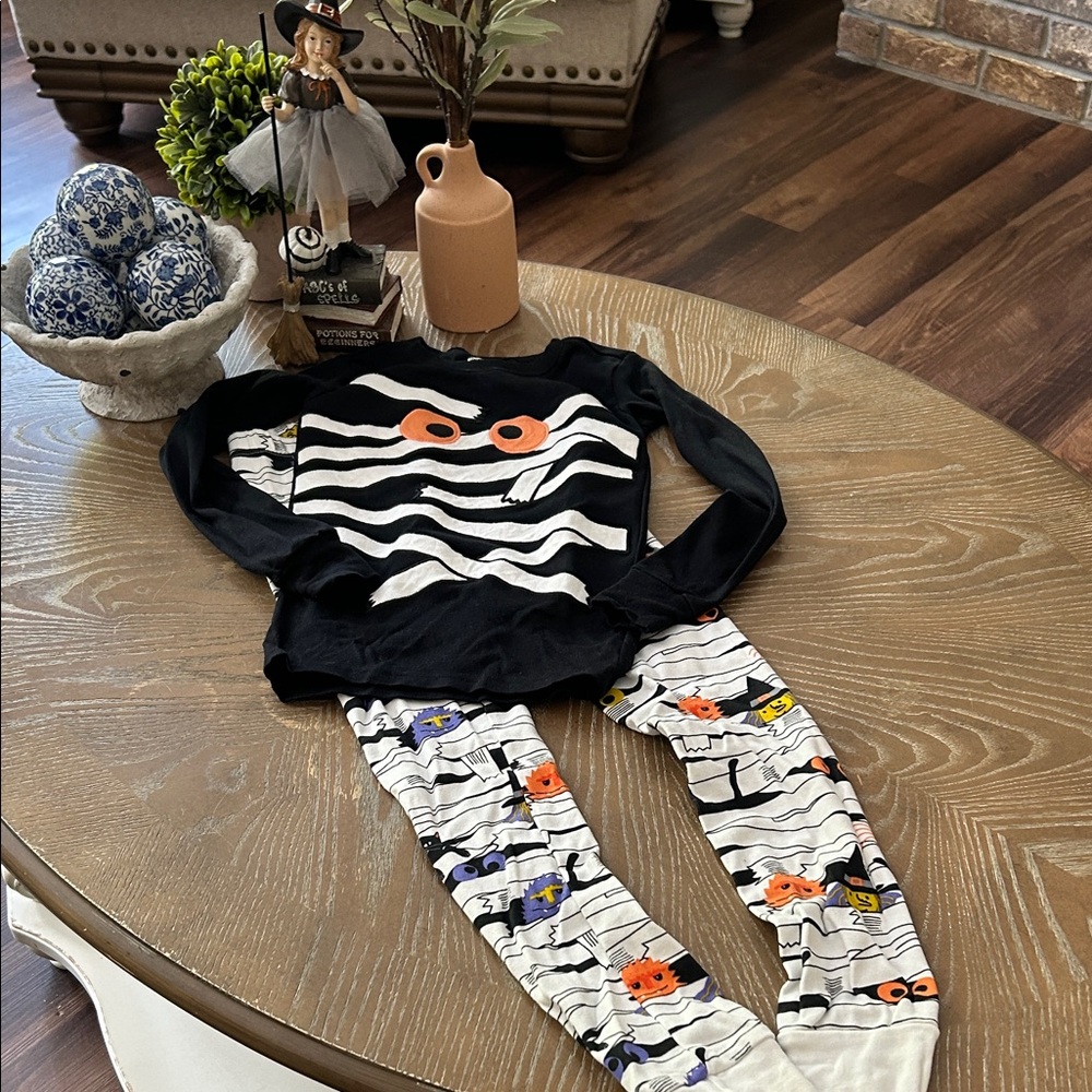 Gymboree Mummy Witch Black Cat Halloween Holiday Kids Pajama Set
